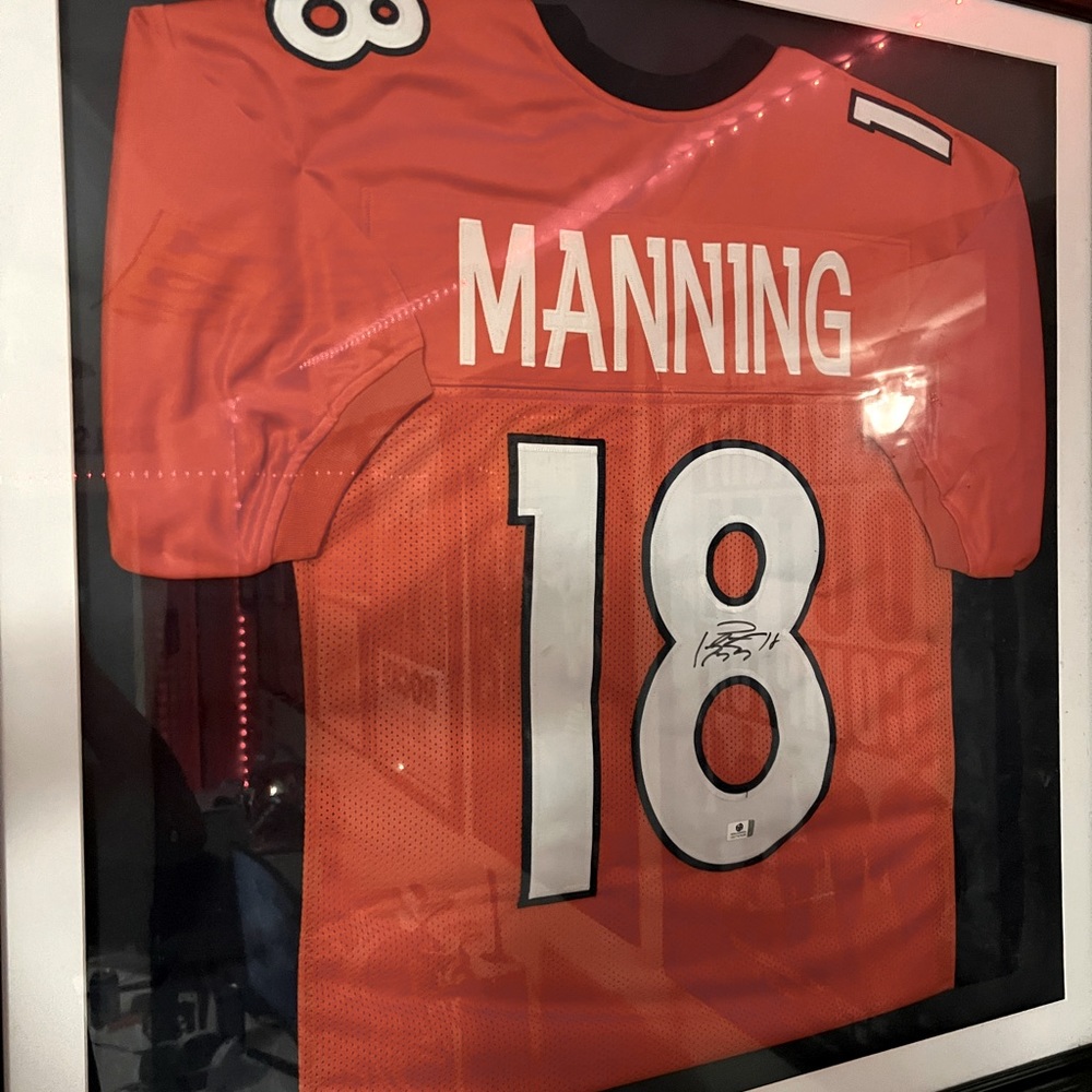AUTHENTICATED Peyton Manning signed Broncos Jersey!!!!!